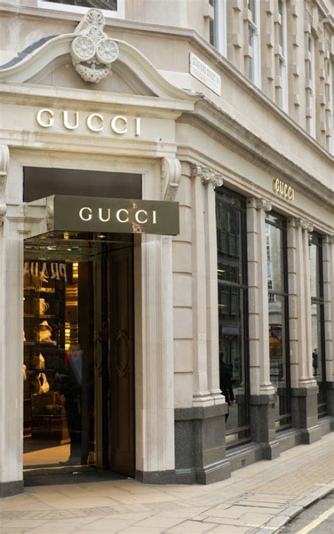 is there a gucci outlet store|where are gucci outlets located.